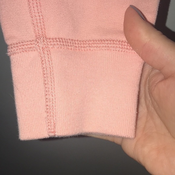 Abercrombie & Fitch Size Medium Soft Pink Hoodie - Picture 3 of 6